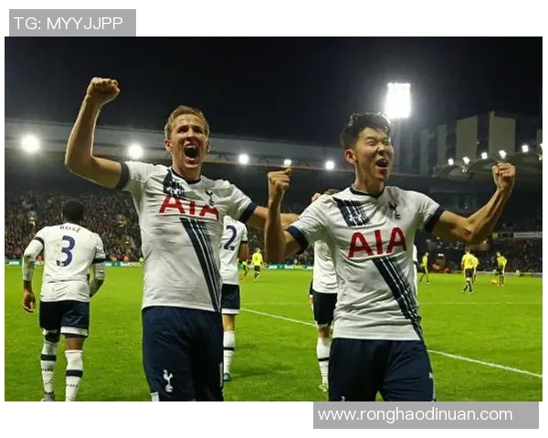 埃弗顿主场迎战托特纳姆热刺双方争夺英超关键三分